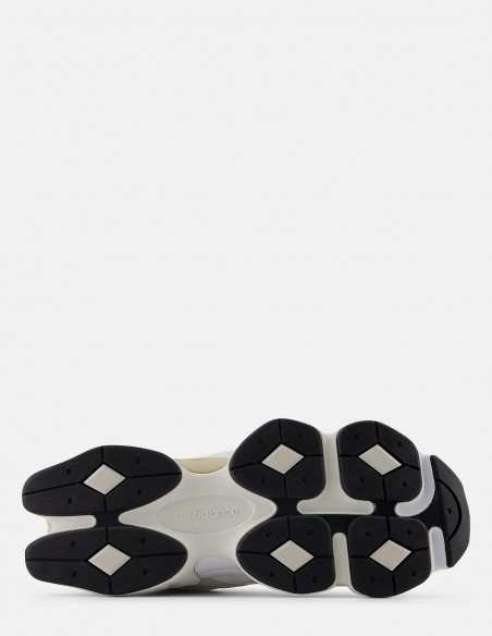 Sneakers New Balance U9060 Crème | Style et Confort Quotidien