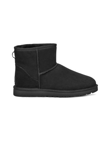UGG Classic Mini pour Homme en Noir : Confort Luxueux pour le Quotidien