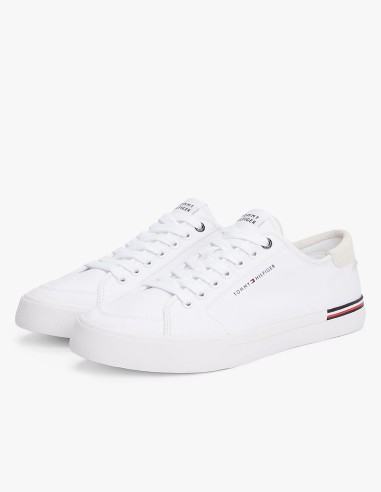 Tommy Hilfiger FM05398-YBS baskets basses en toile blanche - Hylton.fr