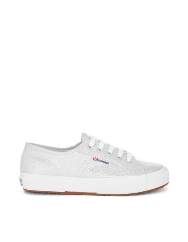 Baskets Superga blanches pailletées avec lacets et semelle en caoutchouc