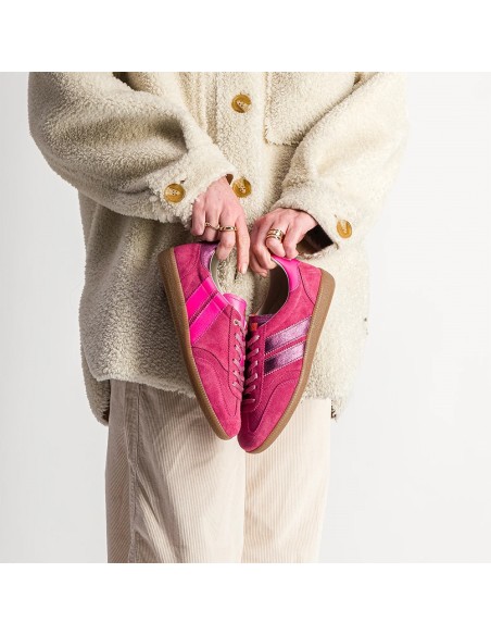 Caval Pulse – Baskets Asymétriques en Suède Framboise et Fuchsia
