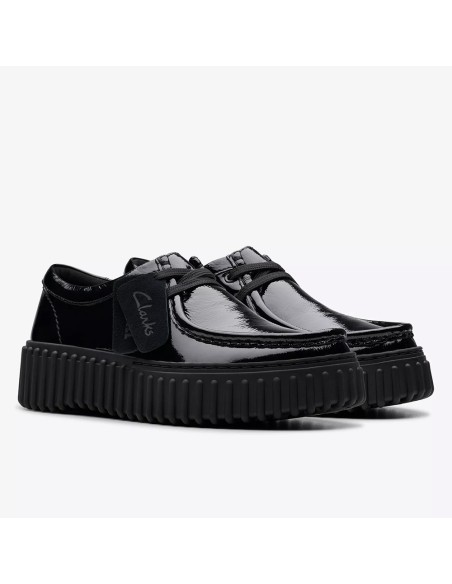 Clarks Torhill Bee Femme 26179111 – Mocassins cuir verni noir à plateforme