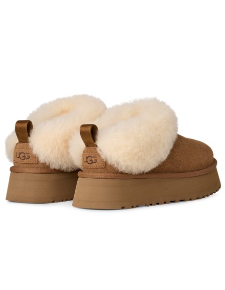 UGG Tazzelle Femme – Mule en suède chestnut avec col en laine et semelle plateforme