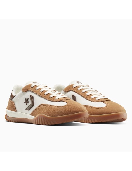 Converse Run Star Trainer Femme A15738C – Sneakers Rétro Suède Miel & Blanc Cassé