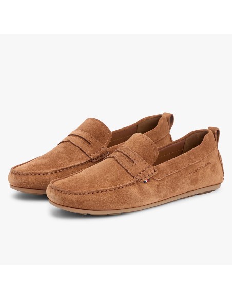 Mocassins Homme Suède Marron Tommy Hilfiger FM05789-GVQ – Élégance Décontractée