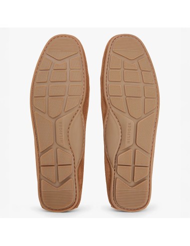 Mocassins Homme Suède Marron Tommy Hilfiger FM05789-GVQ – Élégance Décontractée
