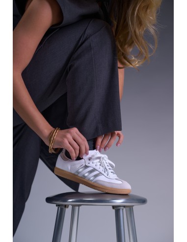 Adidas Samba JI2725 – Sneakers Blanche & Argent pour Homme/Femme – Style Rétro & Semelle Gum