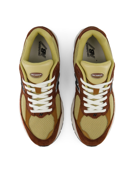 New Balance 2002R Rich Oak Homme | Hylton