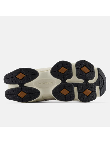 New Balance 9060 Breakfast Tea Femme | Hylton
