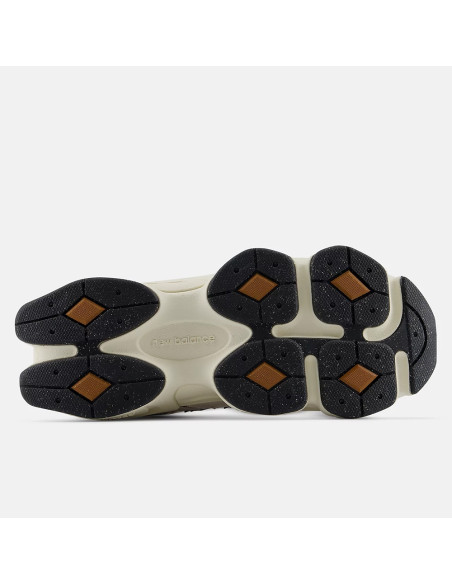 New Balance 9060 Breakfast Tea Femme | Hylton