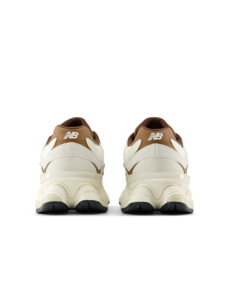 New Balance Baskets Mixte New Balance 9060 Beige/Marron